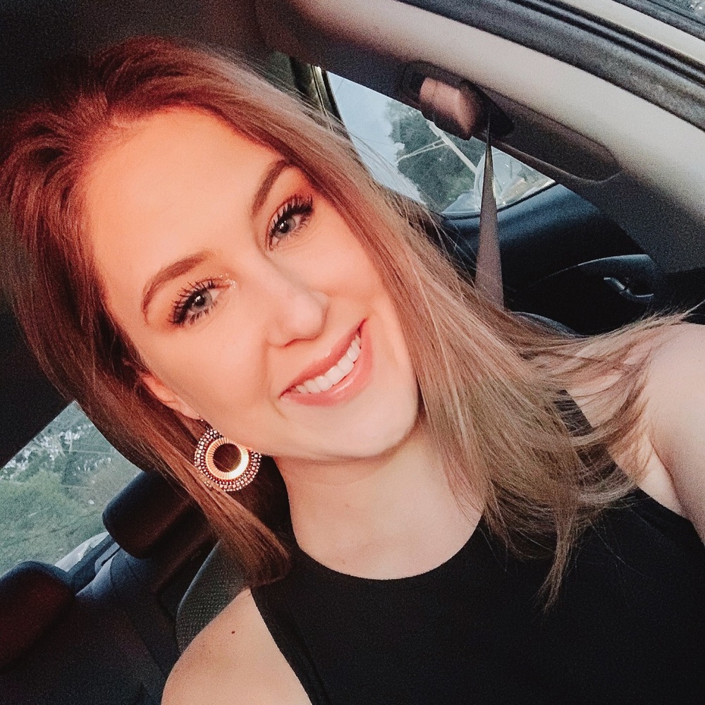 Meet your Posher, Lauren